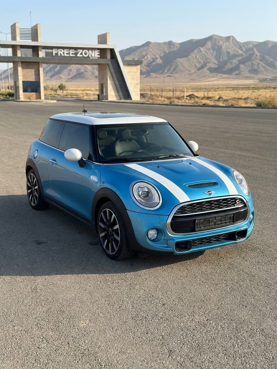MINI Hardtop 2 Door Cooper S FWD